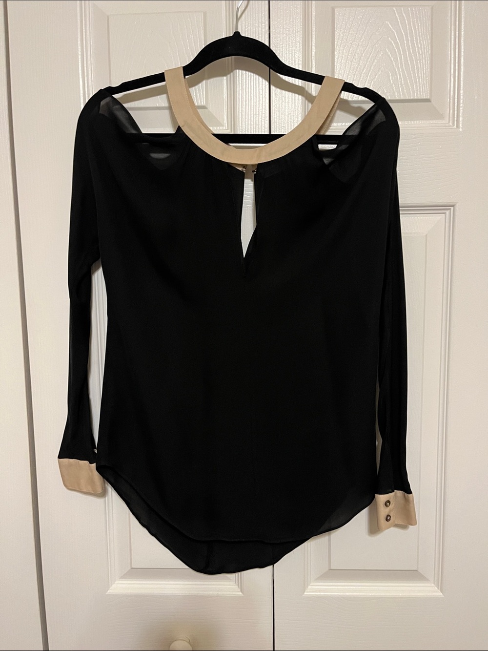 Chelsea Flower Keyhole Blouse